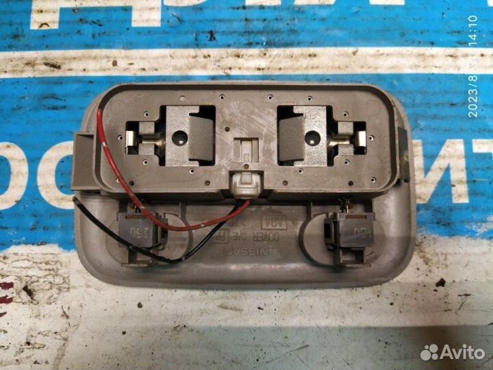 Плафон салона Nissan Maxima A33 00-06