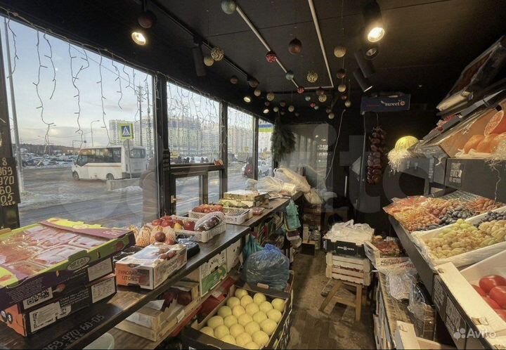 Торговая площадь, 12 м²