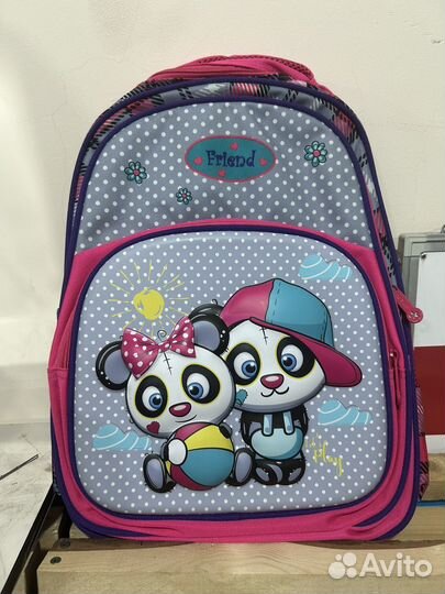 Школьный рюкзак, портфель