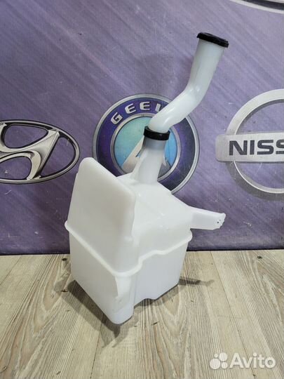 Бачок омывателя Geely emgrand EC7