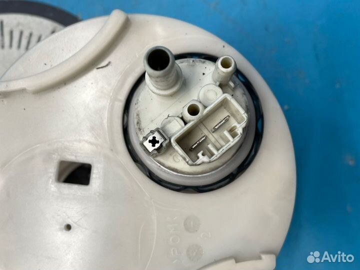 Топливный насос Mercedes-Benz S-Class W221 M272