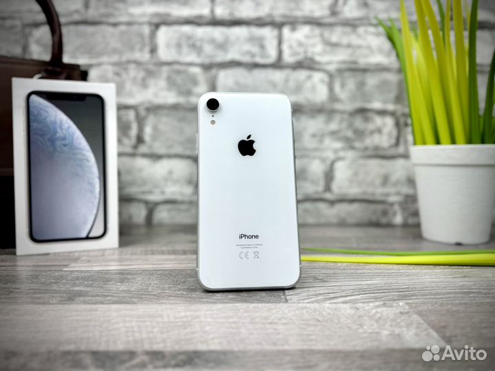 iPhone Xr, 64 ГБ