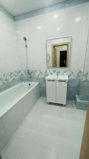 2-к. квартира, 49 м², 4/8 эт.