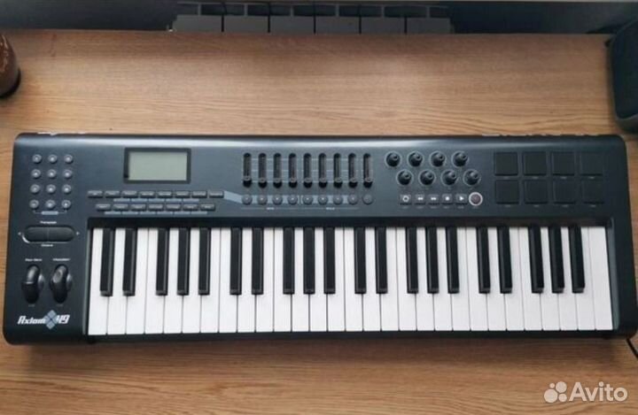 Midi - клавиатура M-audio Axiom 49