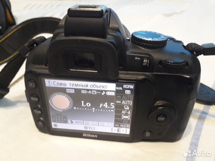 Nikon D3000