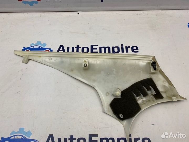 Обшивка стойки задняя правая Volvo S80 D5244T5