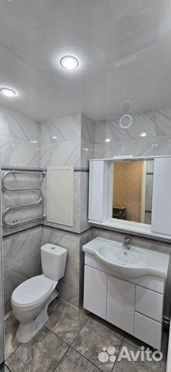 Обшивка ванной пластиком