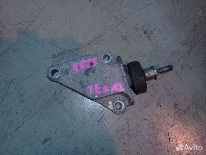 Кронштейн опоры двс 11253JP11B Nissan Teana J32 J3