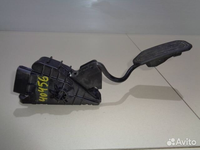 Педаль газа toyota prius NHW20