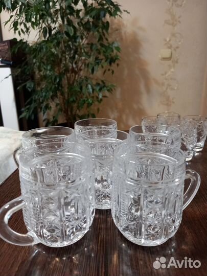 Хрустальные рюмки