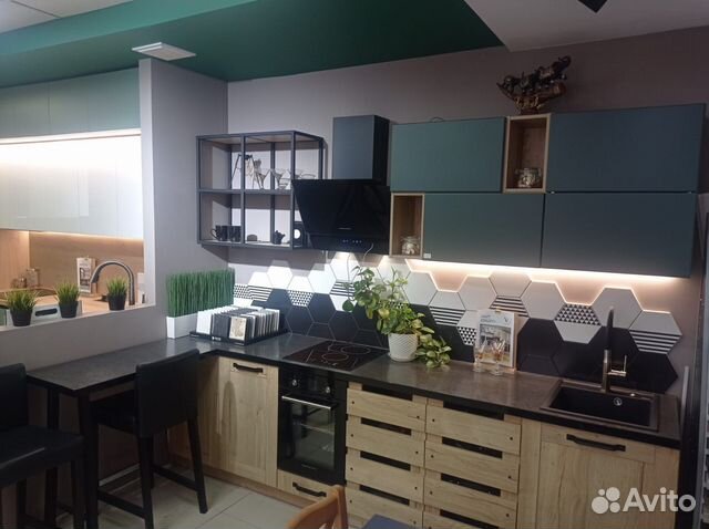 Кухонный гарнитур выставочный образец купить в Дзержинском | Товары для ...