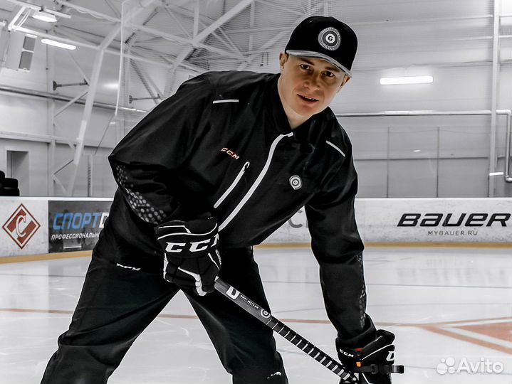 Тренер по хоккею