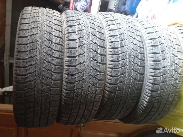 Toyo 310 18.4/70 R14 88