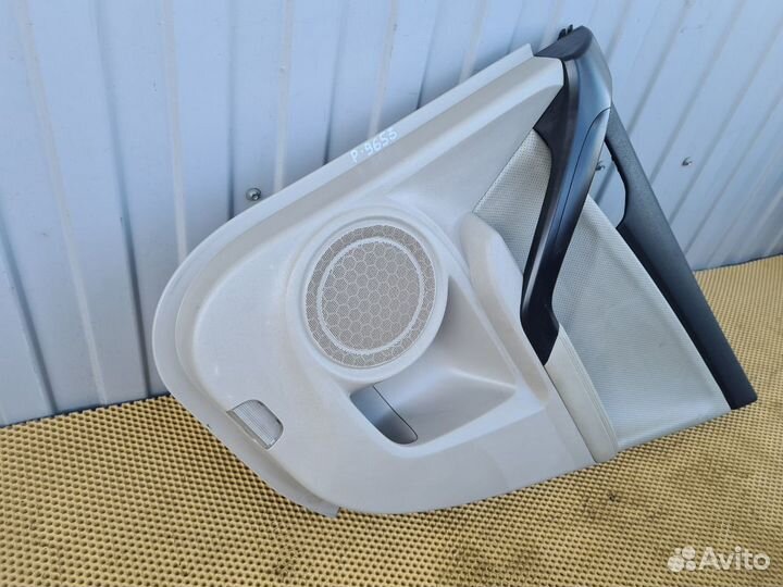 Обшивка двери задняя правая Honda Accord 8 CU1