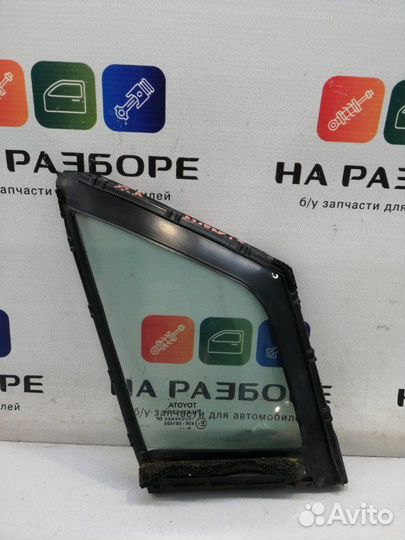 Форточка двери передняя левая Toyota Avensis T270