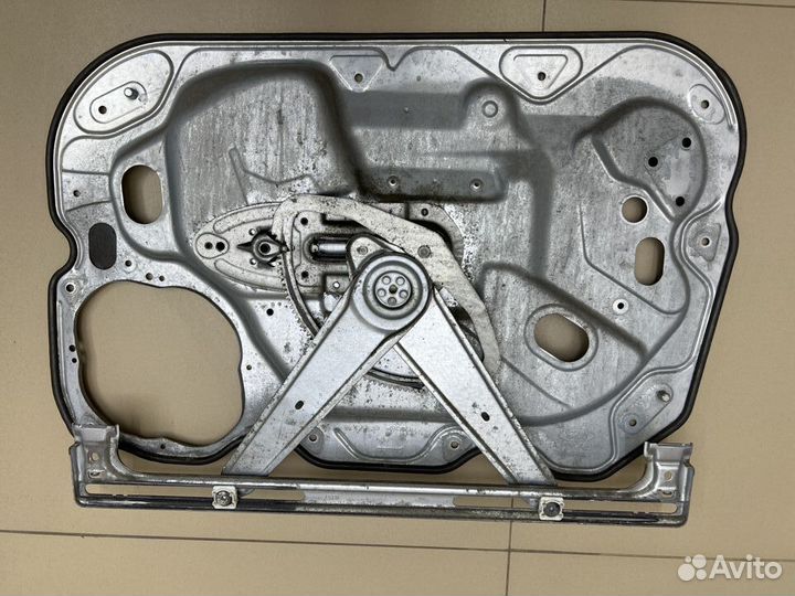 Стеклоподъемник передний левый Ford Focus 2