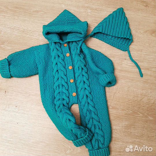 Вязанные вещи малышам