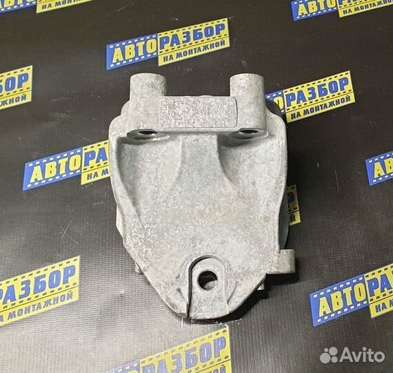 Кронштейн двигателя передний Ниссан Теана J32