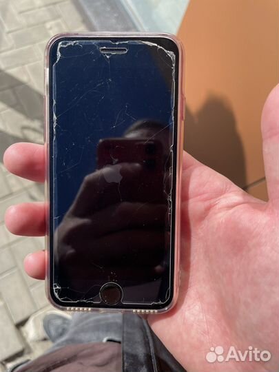 iPhone SE (2020), 64 ГБ