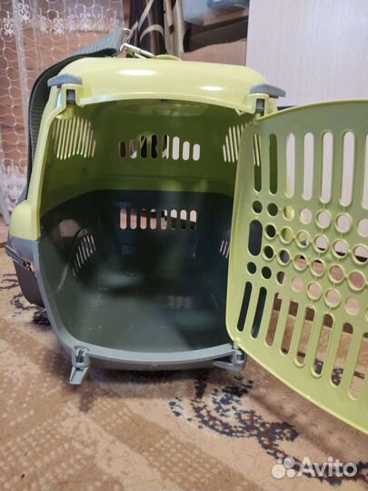 Переноска для животных пластиковая