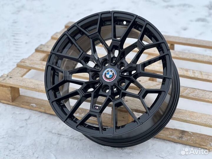 Новые диски BMW 827M