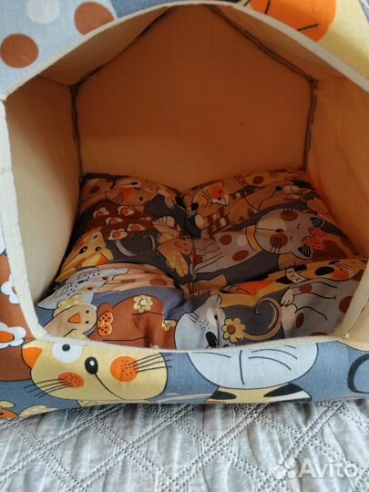 Лежанка для маленьких собак