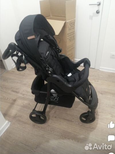 Прогулочная коляска