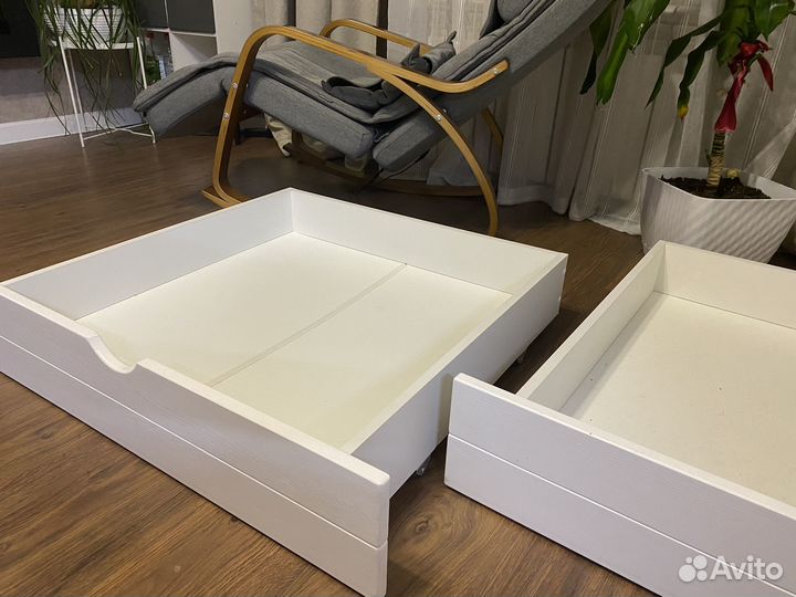 Софа из массива сосны