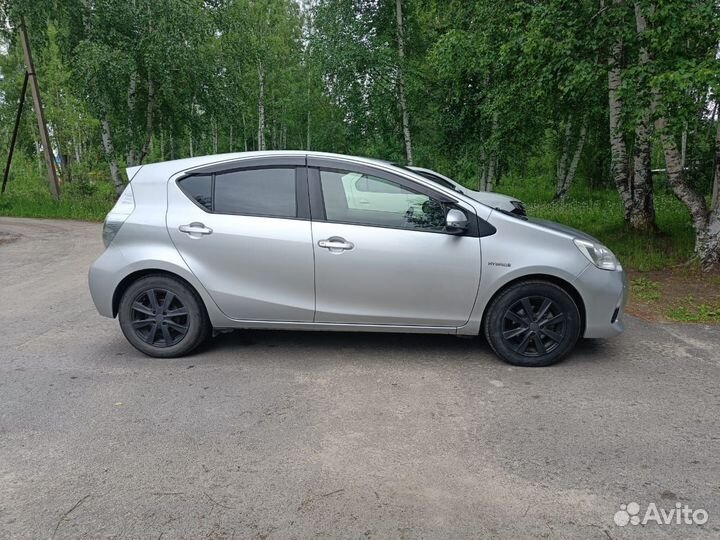 Toyota Aqua 1.5 CVT, 2012, 152 000 км