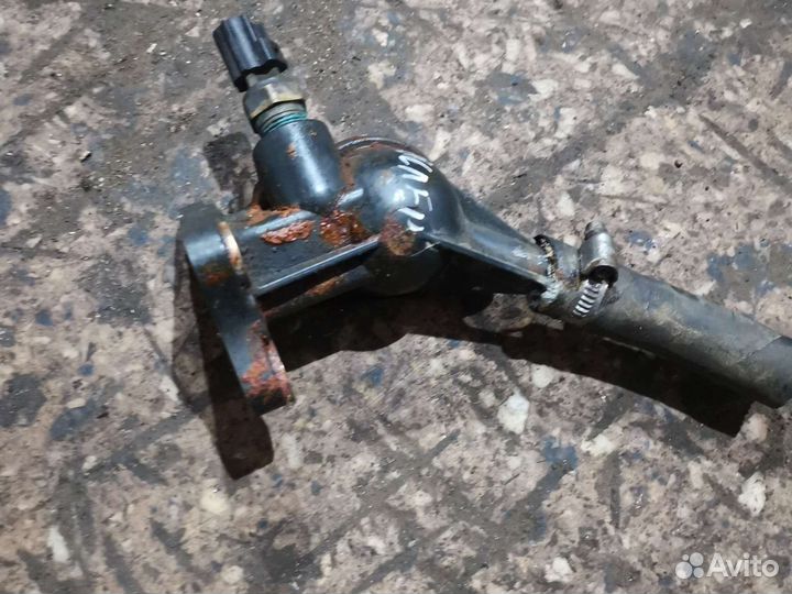 Корпус термостата Волга, Газель с двс Крайслер