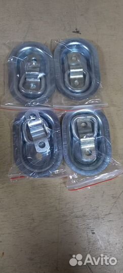 Петля крепления груза в пол