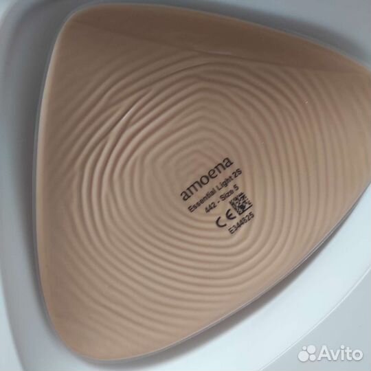 Протез молочной железы