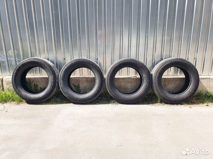 Kumho Solus KL21 235/65 R17 104T