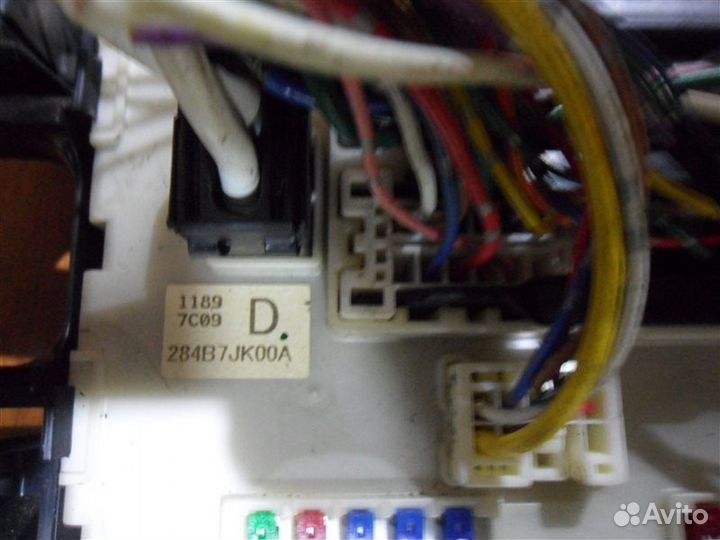 Блок предохранителей 284B7JK00A Infiniti Ex35 J50