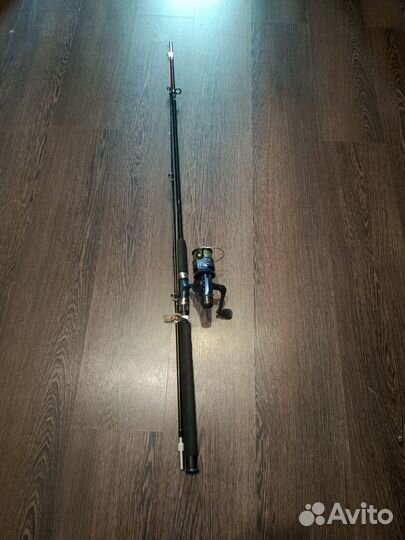 Спиннинг с катушкой