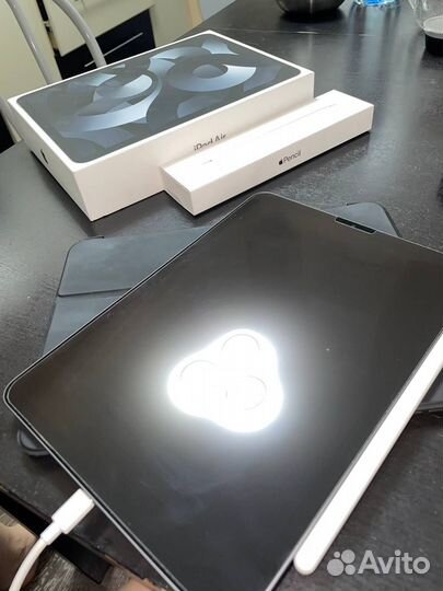 iPad Air 5 (256gb ) + Apple Pencil 2