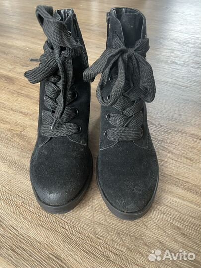 Ботинки женские демисезонные 37 размер
