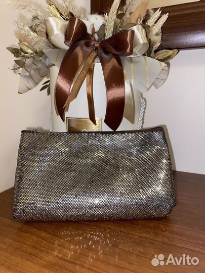 Косметичка пенал с фактурными блестками коричневая