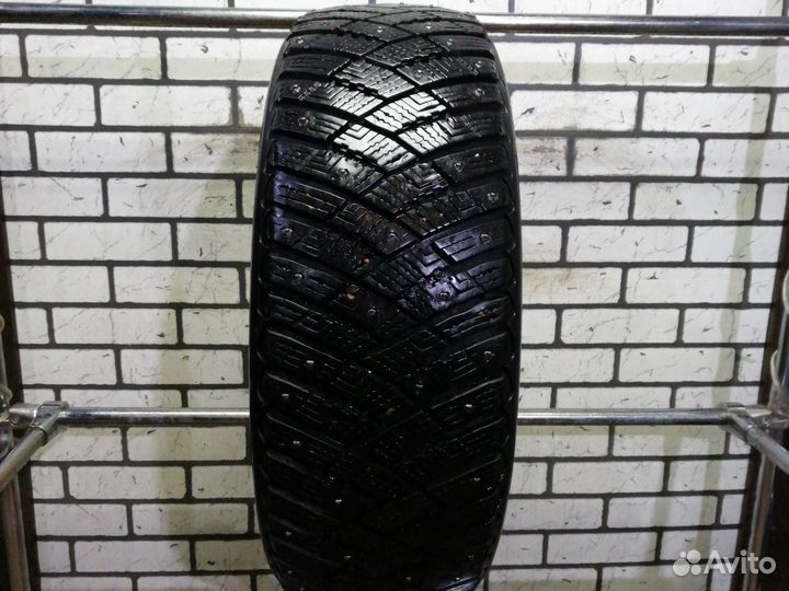 Goodyear Ultragrip Ice Arctic 195/60 R15 88T