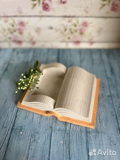 Кашпо книга из гипса