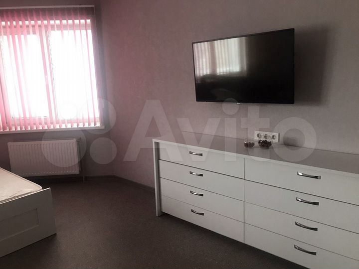2-к. квартира, 75 м², 4/19 эт.