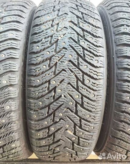 Nokian Tyres Hakkapeliitta 8 185/65 R15 92T