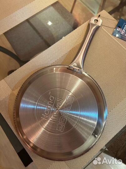 Сковорода 22 см новая