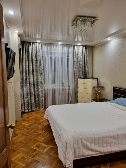 2-к. квартира, 56 м², 2/5 эт.