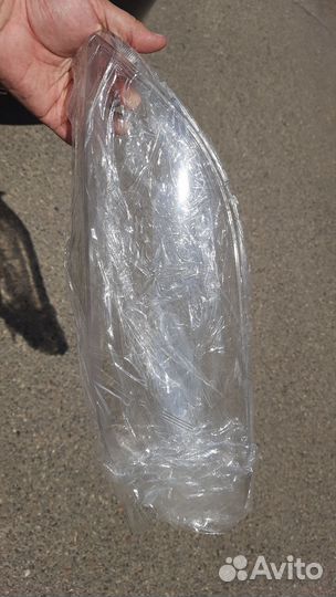 Стекло на фару mazda 3