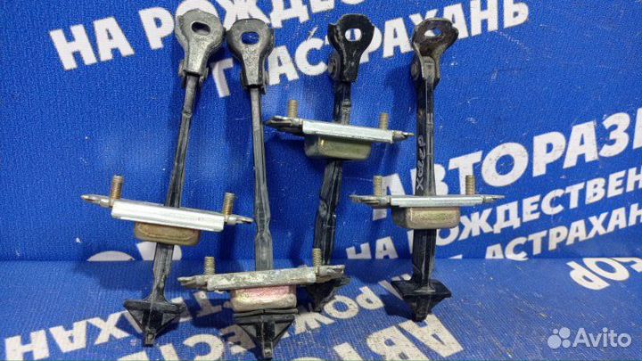 Ограничитель двери Great Wall Hover внедорожник