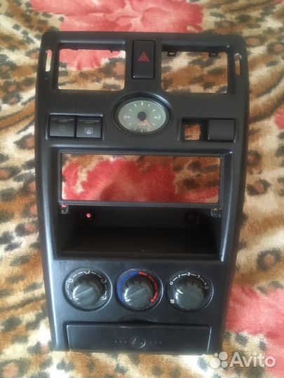 Консоль priora 1