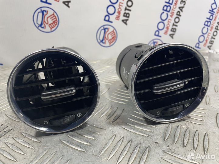 Дефлектор воздушный Peugeot 308 I (2007—2011) T7