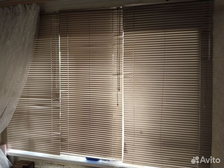 Жалюзи горизонтальные алюминиевые бу