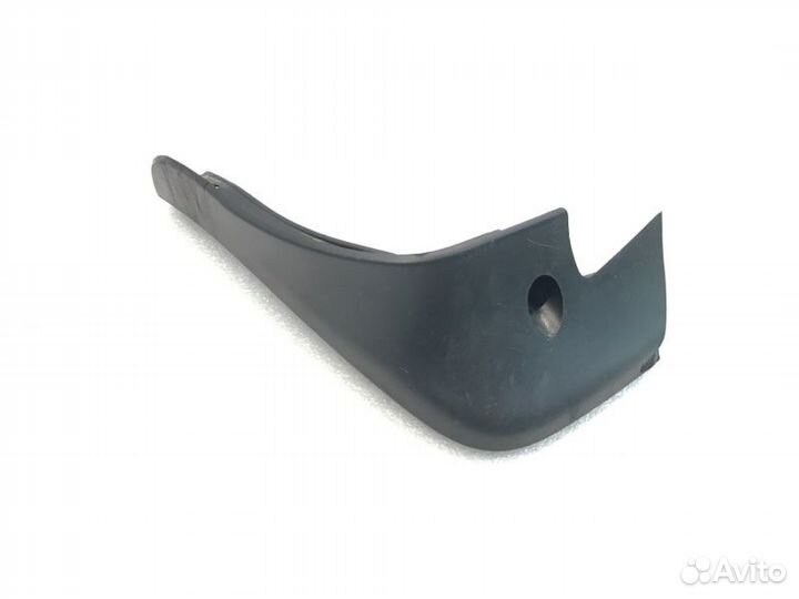 Брызговик передний левый Nissan Qashqai 1.6 2009